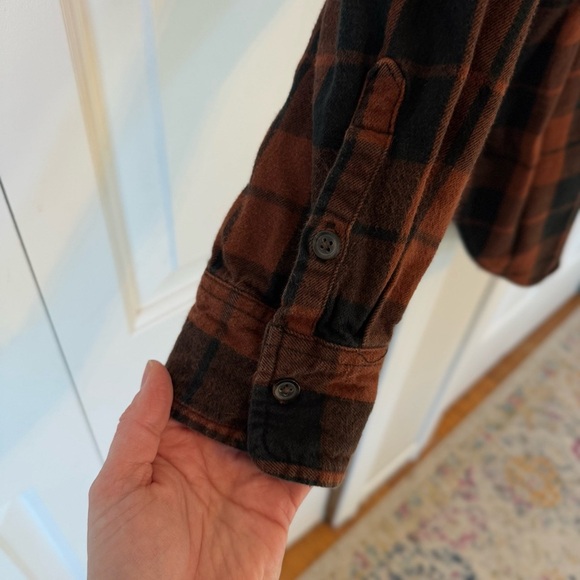 Universal Threads Oversized Fit Button Down Flannel 100% Cotton Women’s Size S - Picture 5 of 12